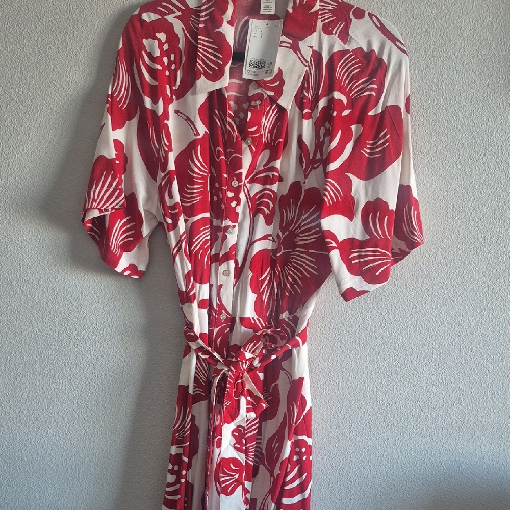H&M Red and White Floral Midi Dress